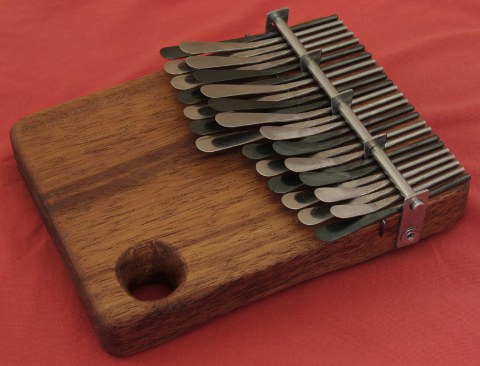 Instrument kalimba-chromatyczna- 93