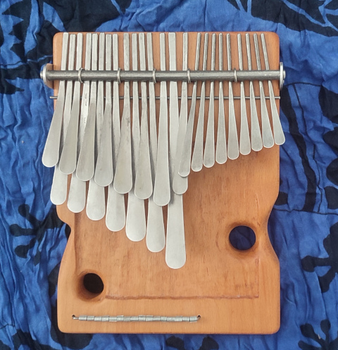 mbira dza vadzimu na bukowej desce